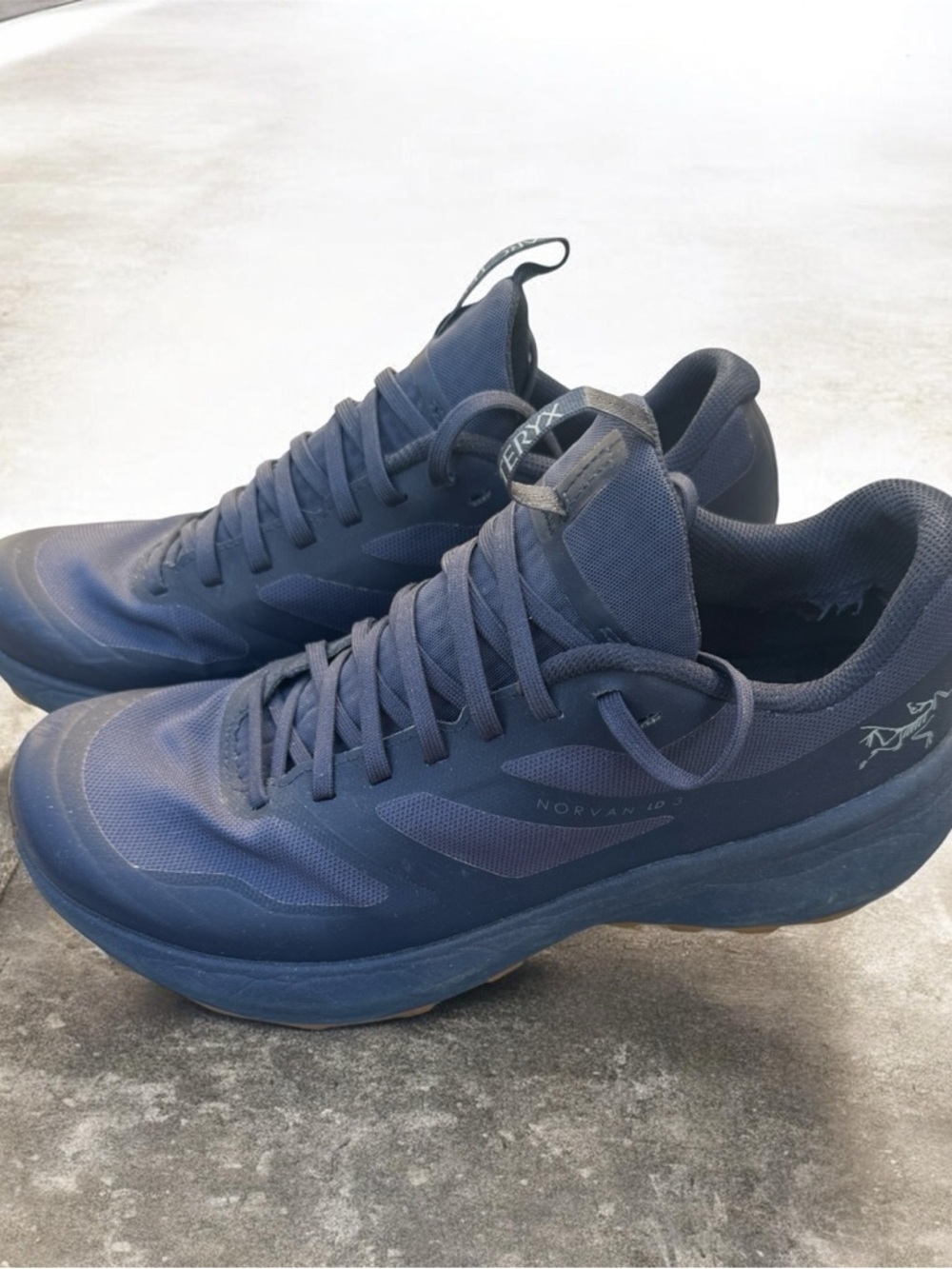 Arc'teryx Norvan LD 2 Trail Sneakers in Dark Navy